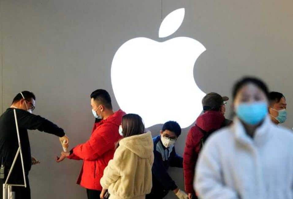 How global tech firms react to new coronavirus outbreaks