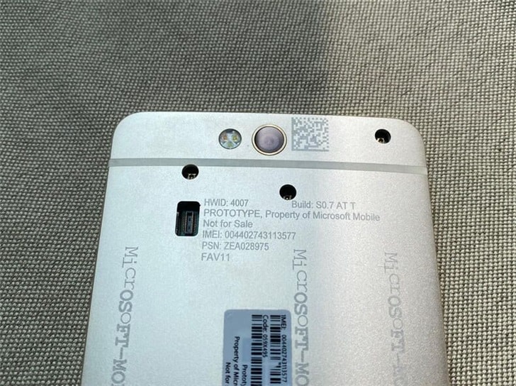 Lumia 960 XL for engineering use for sale in China online flea market for $706-CnTechPost