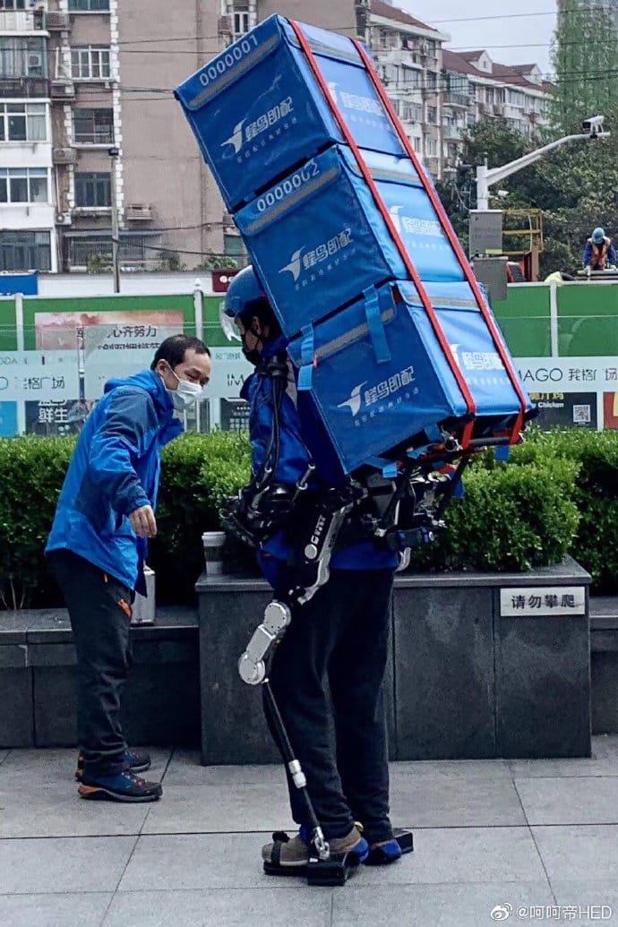 Wow!' Exoskeleton robot used for food delivery in China - cnTechPost