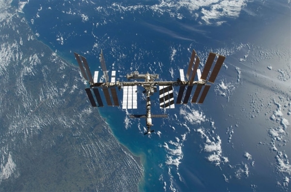 China aims to build space station around 2022
