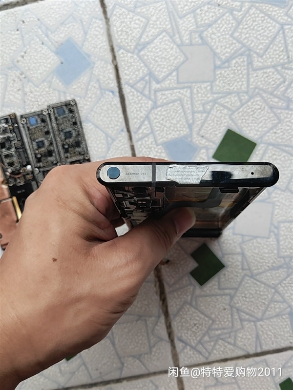 Xiaomi MIX Alpha motherboard for sale at online flea market in China-CnTechPost