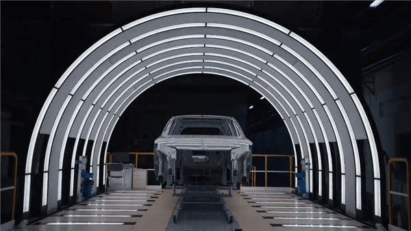 Nio shows how it builds the Nio ES6 in video