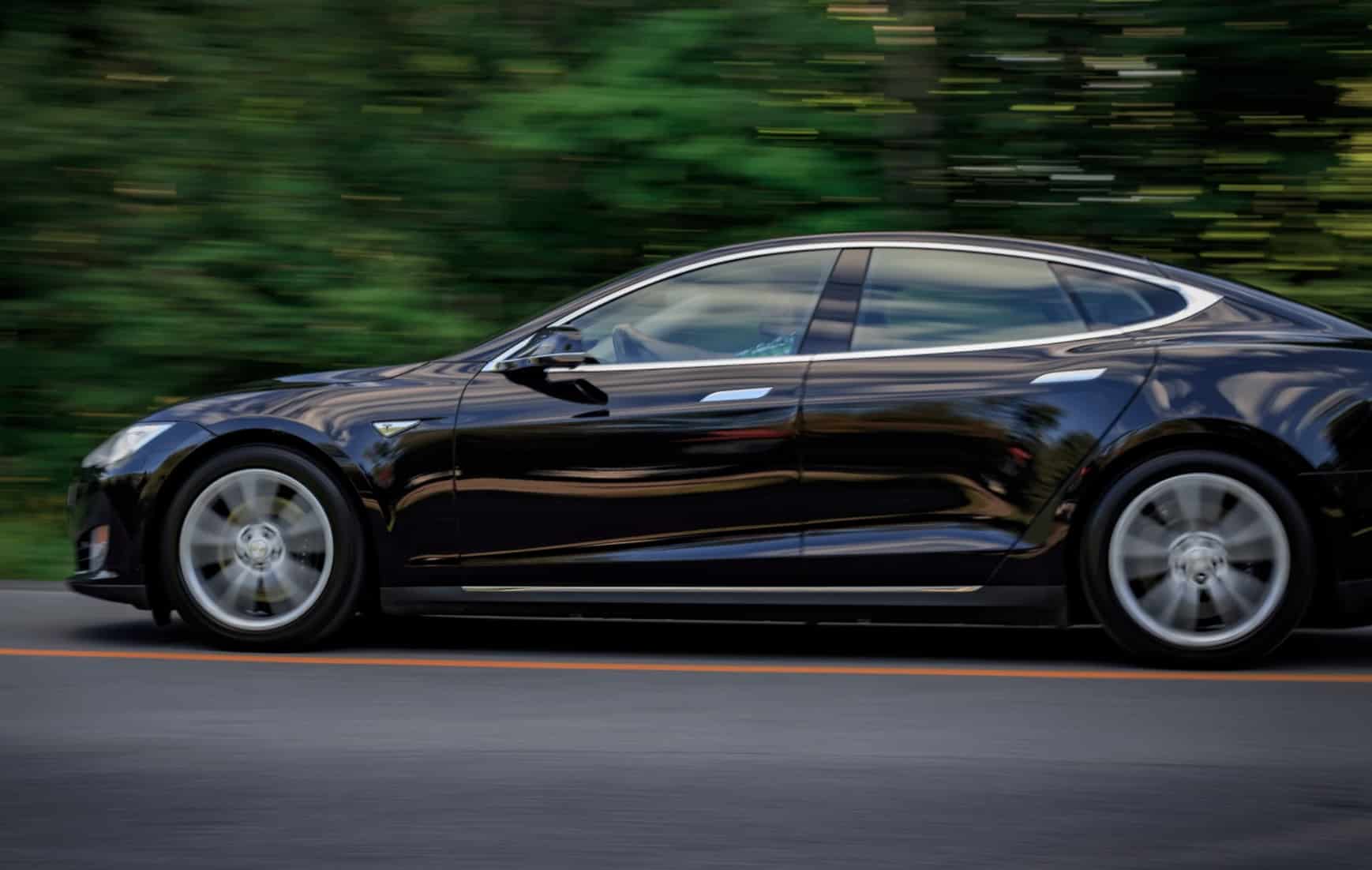 Tesla says its vehicles recalled in China have no defects