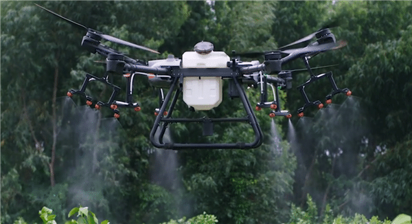DJI unveils T30 drone that can spray 240 acres of pesticides per hour-CnTechPost