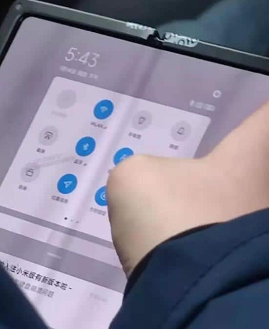 Xiaomi's first foldable phone granted network access in China-CnTechPost