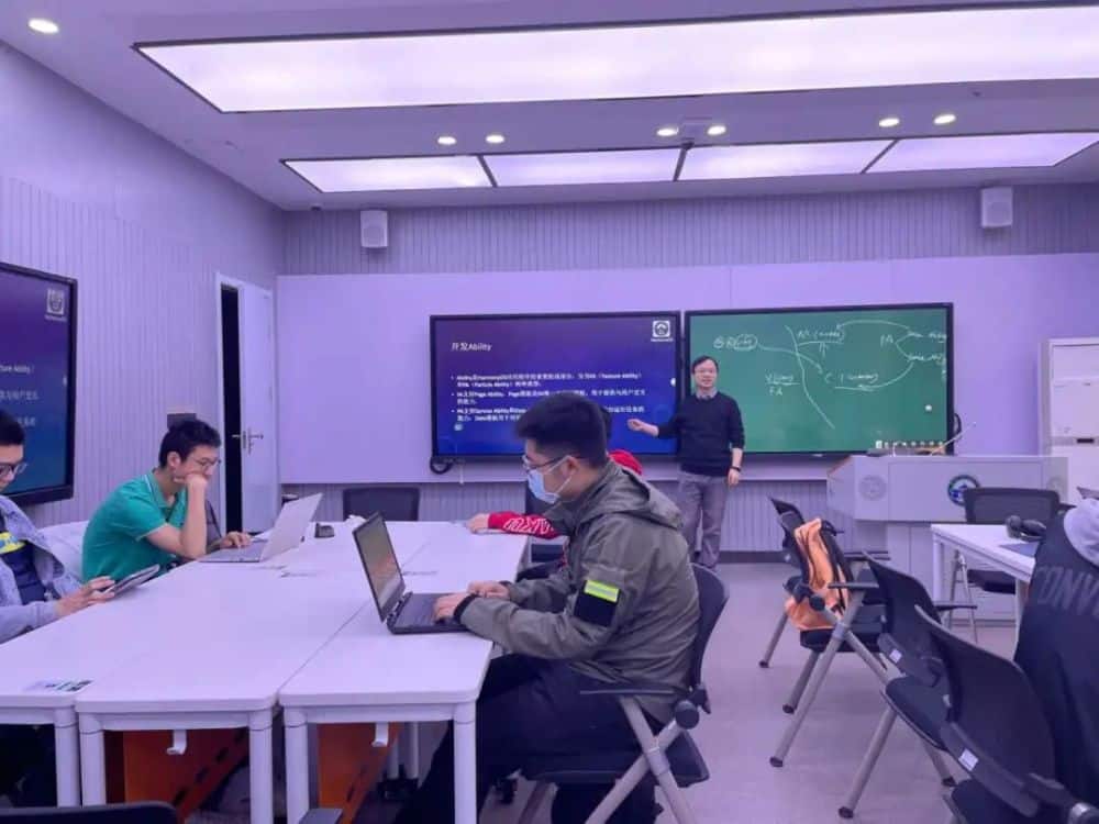 One of China's top universities offers HarmonyOS-related courses-CnTechPost