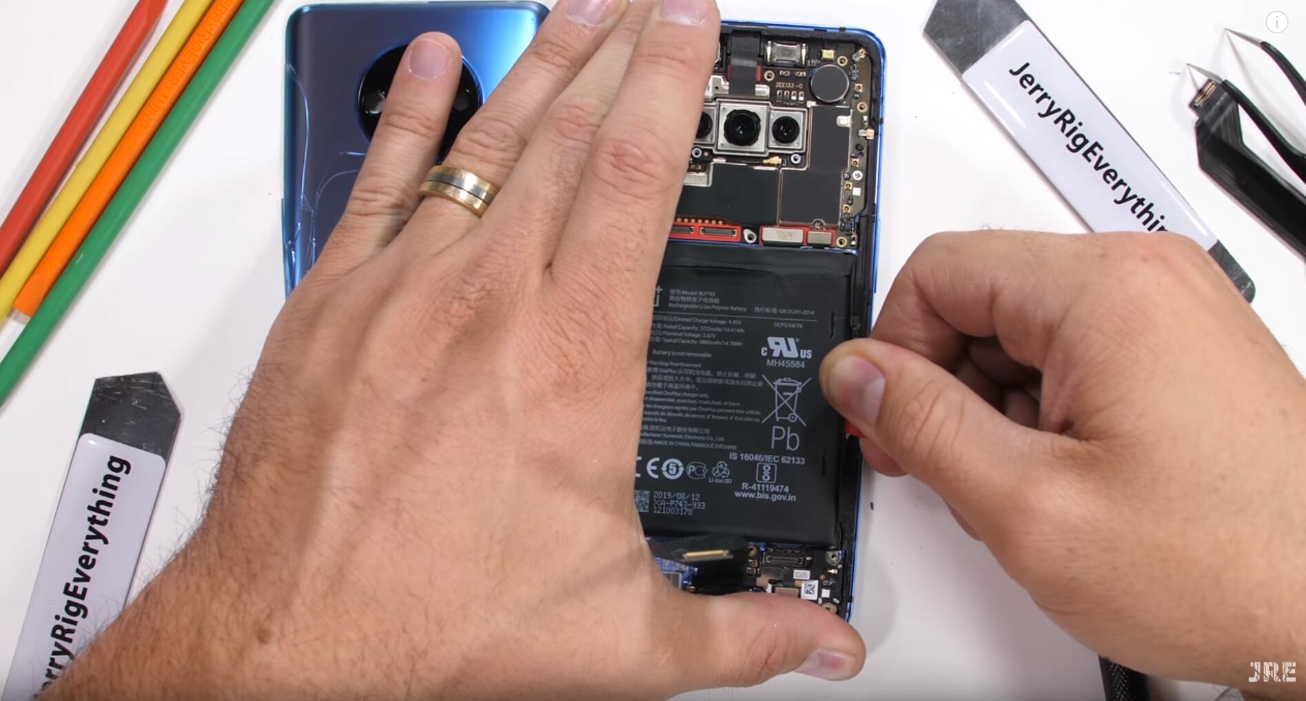 JerryRigEverything (real name Zack Nelson) reviews the inside though a teardown.