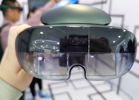 OPPO reveals first AR glasses, set to release in Q1 2020