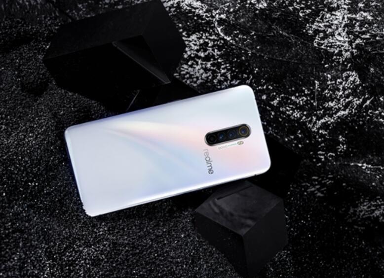 Realme embraces 5G and will no longer release 4G phones in 2020