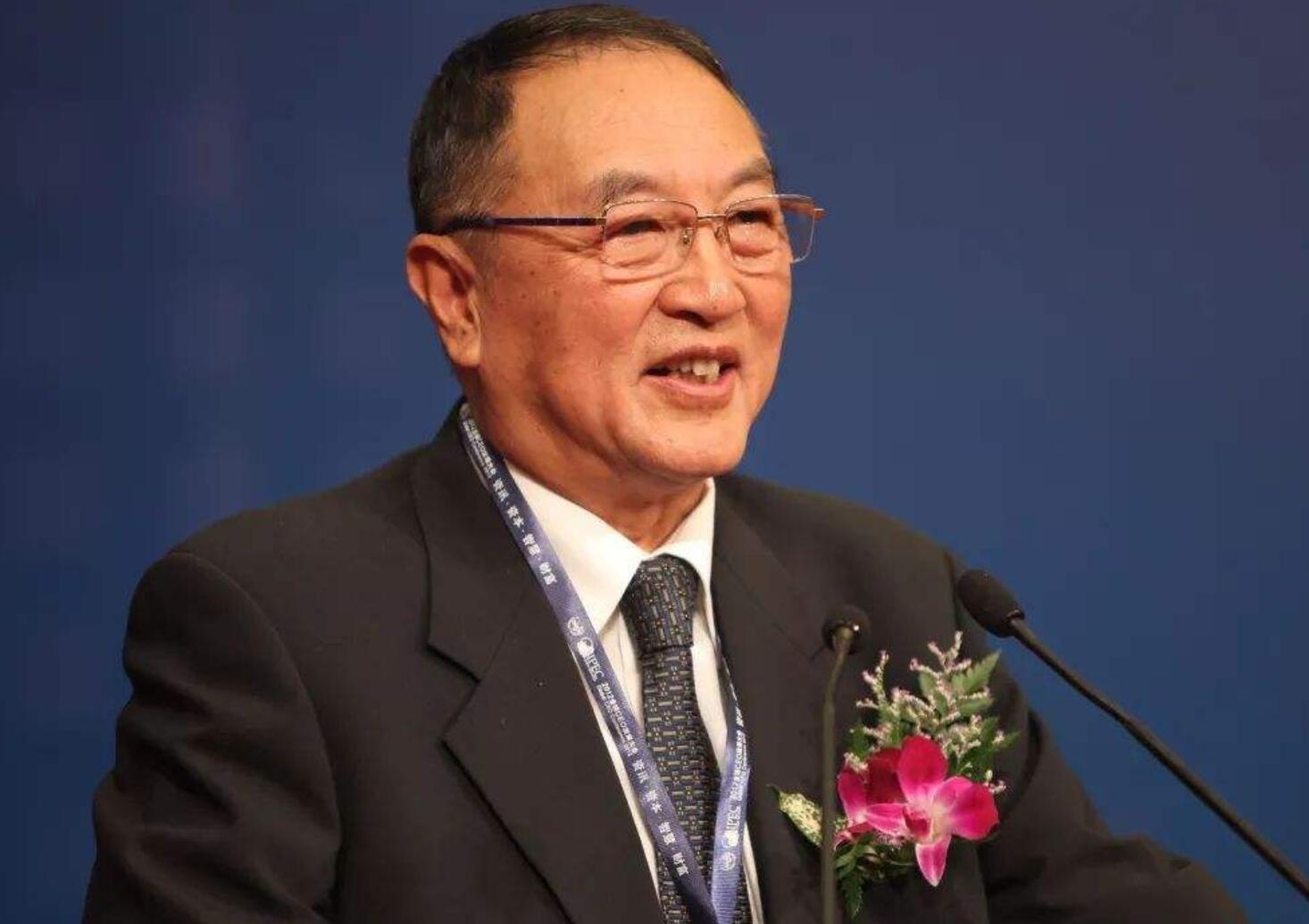 Lenovo Holdings announces Liu Chuanzhi's retirement as chairman and Ning Min takes over