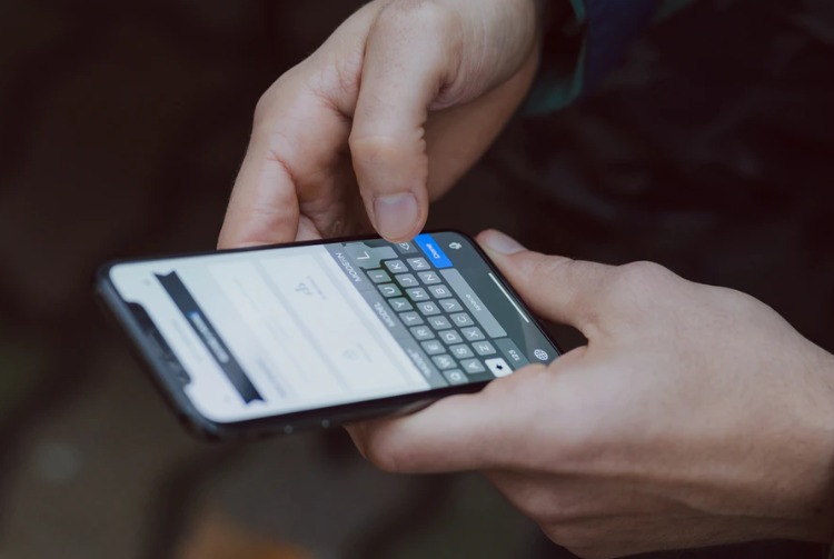 IDC: Global second-hand smartphone shipments hit 200 million last year