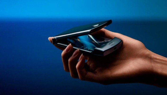 Motorola explains how to care for your Razr as pre-order begins