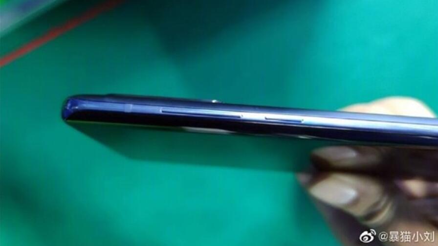 Xiaomi 10 Pro real-life images leaked-CnTechPost