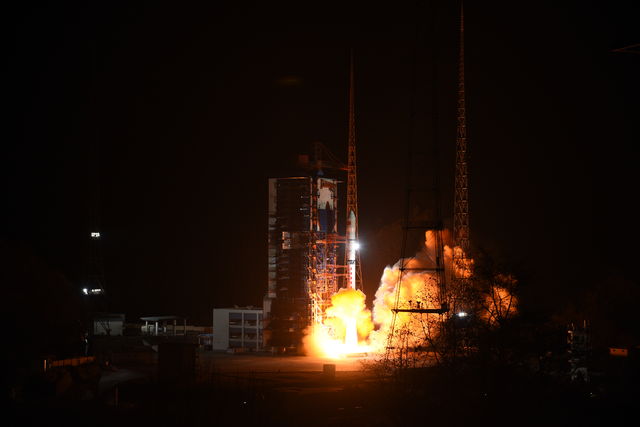 China launches 4 new technology test satellites with one rocket