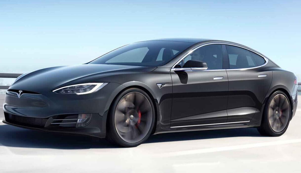 Tesla faces challenges to deliver 500,000 cars this year