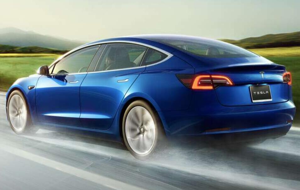 Musk responds to Model 3 chip downgrade in China